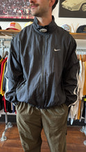 Load image into Gallery viewer, VINTAGE NIKE DETAILED WINDBREAKER - XL