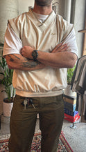 Load image into Gallery viewer, VINTAGE REEBOK GOLF CREAM VEST - XL