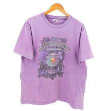 Load image into Gallery viewer, VINTAGE NIKE BASKETBALL GRAPHIC T SHIRT - M