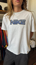 Load image into Gallery viewer, VINTAGE NIKE SHOX GRAPHIC T SHIRT - S/M