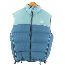Load image into Gallery viewer, VINTAGE RARE NIKE PUFFER VEST - M/L