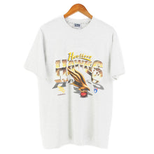 Load image into Gallery viewer, VINTAGE 90's HAWKS AUTOGRAPHED T SHIRT - M