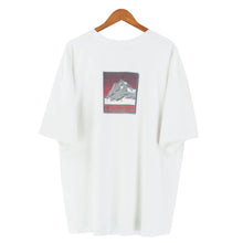 Load image into Gallery viewer, VINTAGE NORTH FACE GRAPHIC T SHIRT - XXL