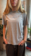 Load image into Gallery viewer, VINTAGE NIKE HOOPS GRAPHIC T SHIRT - WMNS S/M