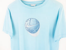 Load image into Gallery viewer, VINTAGE NIKE BASKETBALL GRAPHIC T SHIRT - S/M