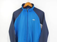 Load image into Gallery viewer, VINTAGE UMBRO DETAILED WINDBREAKER - M/L