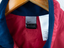 Load image into Gallery viewer, VINTAGE NIKE TEAM USA LIGHT WINDBREAKER - M