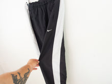 Load image into Gallery viewer, VINTAGE NIKE NYLON BAGGY TRACK PANTS - 30/32'