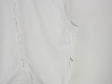 Load image into Gallery viewer, VINTAGE NIKE TENNIS COURT VEST - L