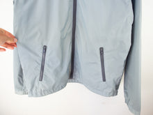 Load image into Gallery viewer, VINTAGE Y2K QUIKSILVER ESSENTIAL WINDBREAKER - L