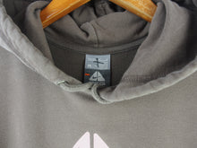Load image into Gallery viewer, VINTAGE NIKE ACG LOGO HOODIE - WMNS S/M