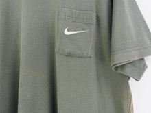 Load image into Gallery viewer, VINTAGE NIKE POCKET T SHIRT - L