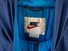 Load image into Gallery viewer, VINTAGE NIKE SPELLOUT WINDBREAKER - XL