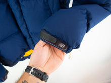 Load image into Gallery viewer, VINTAGE NEW BALANCE PUFFER JACKET - L
