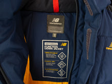 Load image into Gallery viewer, VINTAGE NEW BALANCE PUFFER JACKET - L