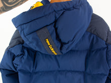 Load image into Gallery viewer, VINTAGE NEW BALANCE PUFFER JACKET - L