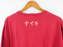 Load image into Gallery viewer, VINTAGE NIKE SOCCER GRAPHIC T SHIRT - XL