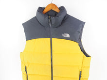 Load image into Gallery viewer, VINTAGE NORTH FACE 700 PUFFER VEST - L