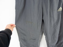 Load image into Gallery viewer, VINTAGE ADIDAS LINED TRACKPANTS - L