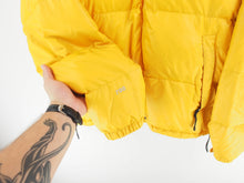 Load image into Gallery viewer, VINTAGE NORTH FACE 7000 NUPTSE PUFFER - L