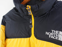 Load image into Gallery viewer, VINTAGE NORTH FACE 7000 NUPTSE PUFFER - L