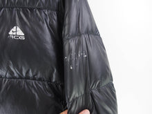 Load image into Gallery viewer, VINTAGE NIKE ACG PUFFER JACKET - L