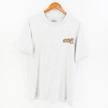 Load image into Gallery viewer, VINTAGE GOTCHA SURF GRAPHIC T SHIRT - M