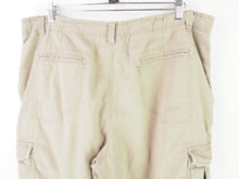 Load image into Gallery viewer, VINTAGE NIKE CARGO SHORTS - XXL