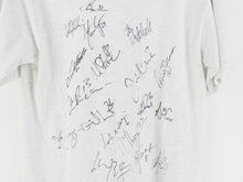 Load image into Gallery viewer, VINTAGE 90's HAWKS AUTOGRAPHED T SHIRT - M