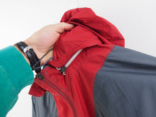 Load image into Gallery viewer, VINTAGE NIKE ACG LIGHT WNDBREAKER - M/L