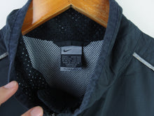Load image into Gallery viewer, VINTAGE NIKE ESSENTIAL WINDBREAKER - L