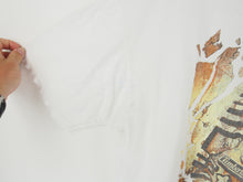 Load image into Gallery viewer, VINTAGE TIMBERLANDS FOOTPRINT GRAPHIC T SHIRT - L