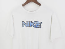 Load image into Gallery viewer, VINTAGE NIKE SHOX GRAPHIC T SHIRT - S/M