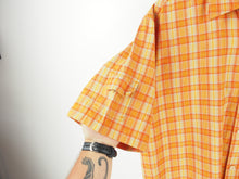 Load image into Gallery viewer, VINTAGE QUIKSILVER BUTTON UP SHIRT - XL