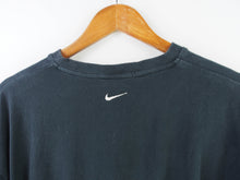Load image into Gallery viewer, VINTAGE NIKE EMBROIDERED DETAILED T SHIRT - XL