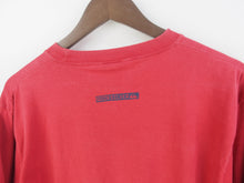 Load image into Gallery viewer, VINTAGE QUIKSILVER BEACH FRONT GRAPHIC T SHIRT - M