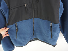 Load image into Gallery viewer, VINTAGE NORTH FACE DENALI FLEECE JACKET - L