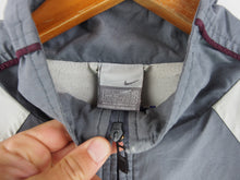 Load image into Gallery viewer, VINTAGE NIKE DETAILED WINDBREAKER - XL