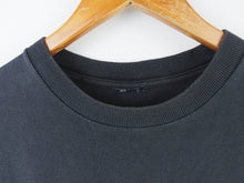 Load image into Gallery viewer, VINTAGE Y2K BILLABONG GRAPHIC T SHIRT - L