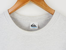 Load image into Gallery viewer, VINTAGE QUIKSILVER GRAPHIC T SHIRT - L