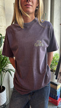 Load image into Gallery viewer, VINTAGE QUIKSILVER DOUBLE SIDED T SHIRT - M
