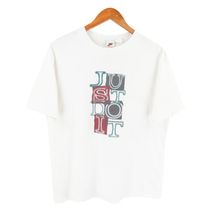 VINTAGE NIKE GRAPHIC T SHIRT - S/M