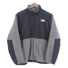 Load image into Gallery viewer, VINTAGE NORTH FACE DENALI FLEECE JACKET - M
