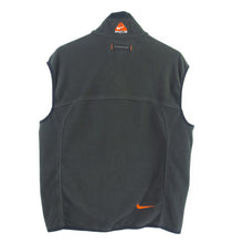 Load image into Gallery viewer, VINTAGE NIKE ACG FLEECE VEST - M
