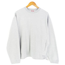 Load image into Gallery viewer, VINTAGE OAKLEY SOFTWEAR CREWNECK - S/M
