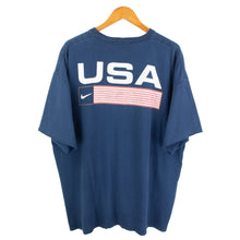 Load image into Gallery viewer, VINTAGE NIKE USA GRAPHIC T SHIRT - M/L
