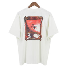 Load image into Gallery viewer, VINTAGE ONEIL SURF GRAPHIC T SHIRT - M
