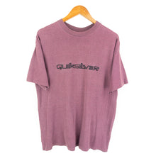 Load image into Gallery viewer, VINTAGE QUIKSILVER EMBROIDERED SPELLOUT T SHIRT - M
