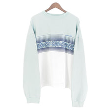 Load image into Gallery viewer, VINTAGE QUIKSILVER DETAILED CREWNECK - XL
