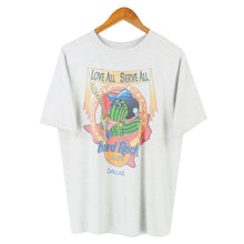 Load image into Gallery viewer, VINTAGE HARD ROCK CAFE T SHIRT - L
